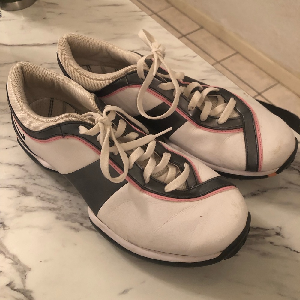 Women’s Nike golf shoes